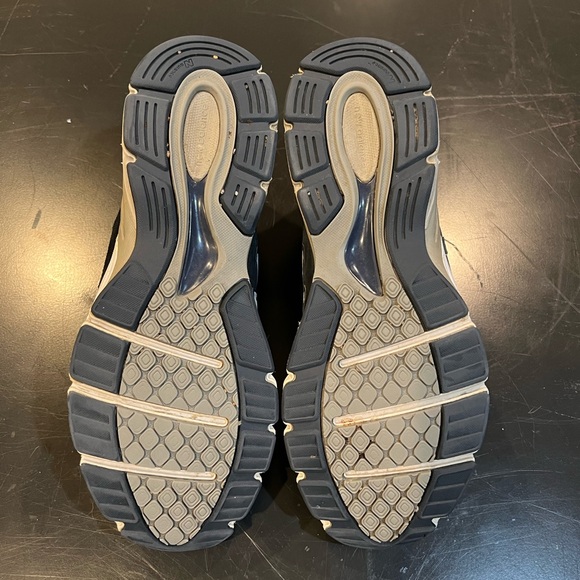 New Balance 990v4 Size 11 - Picture 3 of 7